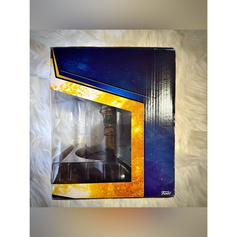 Funko Avengers Infinity War Gauntlet Vinyl Collectible Hot Topic Exclusive - Picture 6 of 12